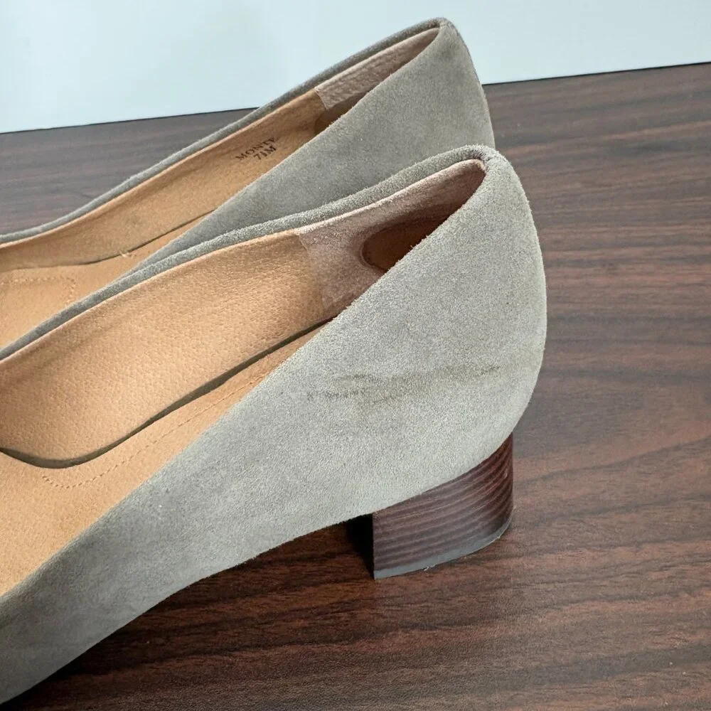 Tahari Monte Women's Block Heel Gray Suede & Faux Snakeskin Chain Accent Sz 7.5